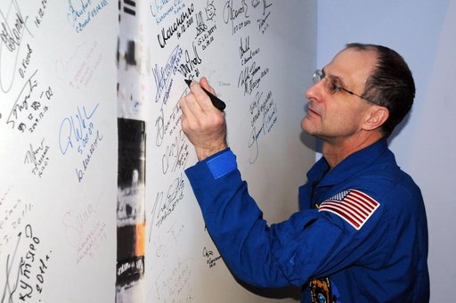jsc2011e216367