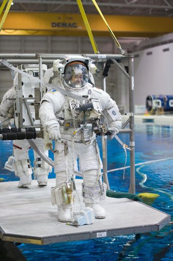jsc2012e018701