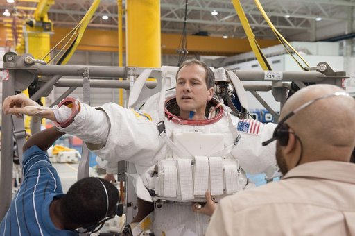 jsc2012e034740