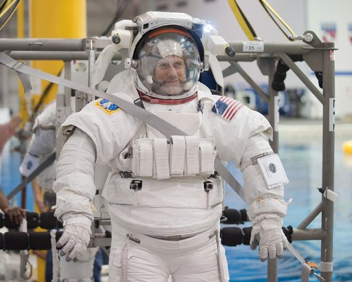 jsc2012e034752