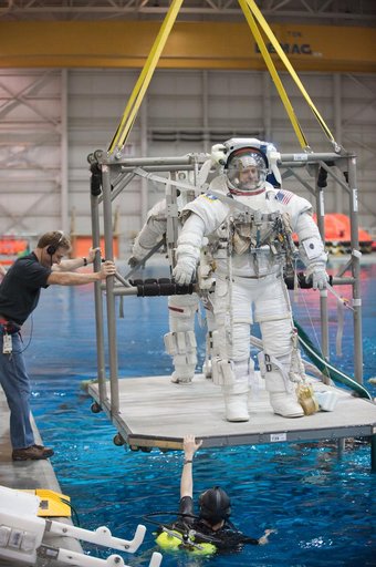 jsc2012e034754