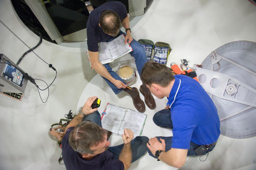 jsc2012e036746