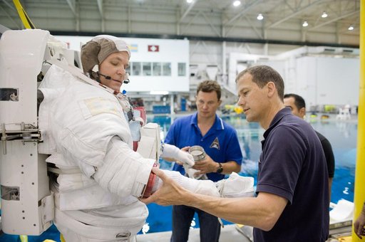 jsc2012e105465