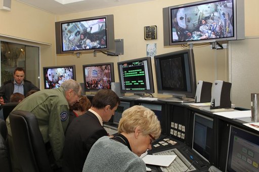 jsc2012e216651