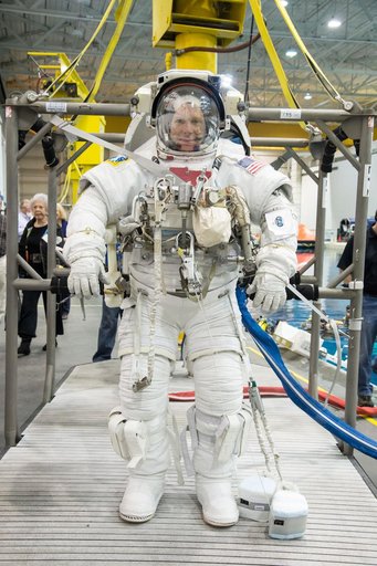 jsc2012e238470