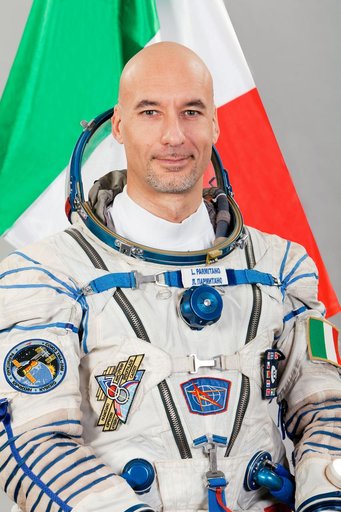 jsc2013e026153