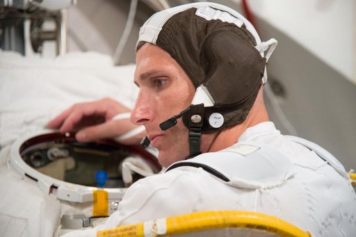 jsc2013e027452