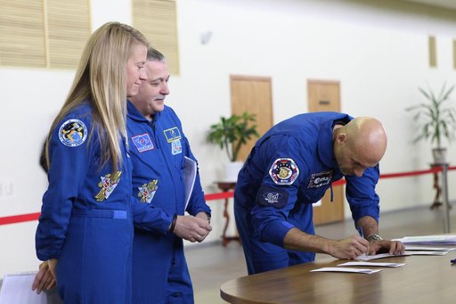 jsc2013e028658