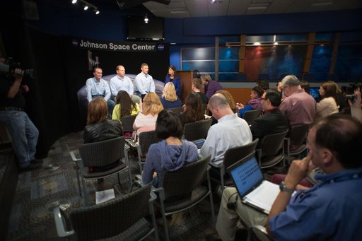 jsc2013e067468