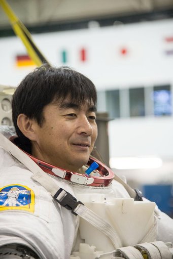 jsc2013e074348