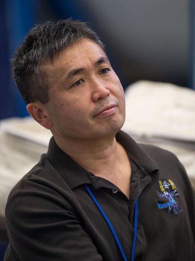 jsc2013e076975