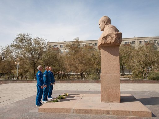 jsc2013e087837
