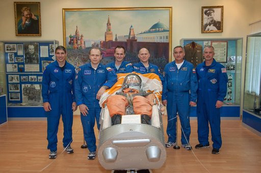 jsc2013e088574