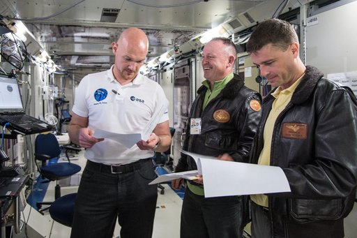 jsc2014e008242