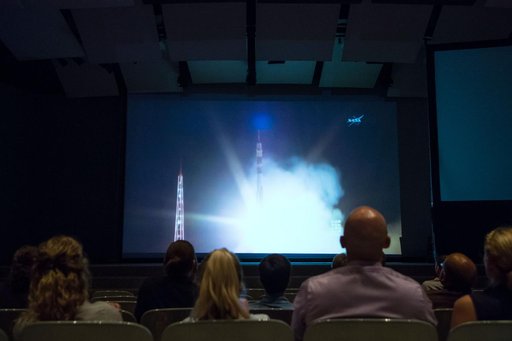 jsc2014e054425