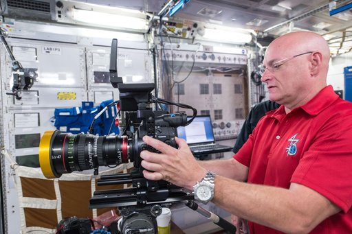 jsc2014e075869