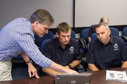ESA Astronaut Andreas Mogensen and NASA astronaut Randy Bresnik during NEEMO 19 communications training with instructors