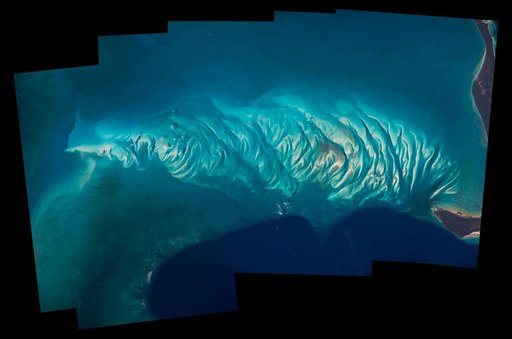 Expedition 47 earth observation composite