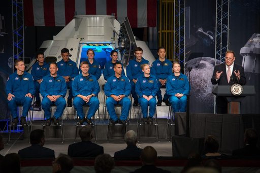 jsc2017e067193