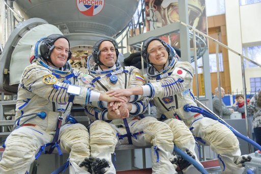 jsc2017e135208 - At the Gagarin Cosmonaut Training Center in Star City, Russia, Expedition 54-55 prime crewmembers Scott Tingle of NASA (left) Anton Shkaplerov of the Russian Federal Space Agency (Roscosmos, center) and Norishige Kanai of the Japan Aerosp