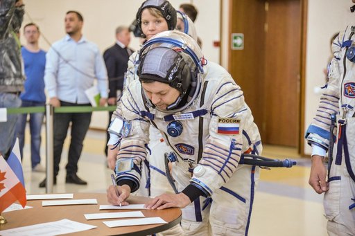 jsc2018e043404