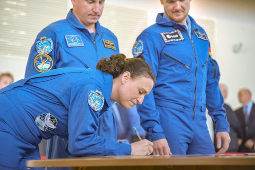 jsc2018e043412