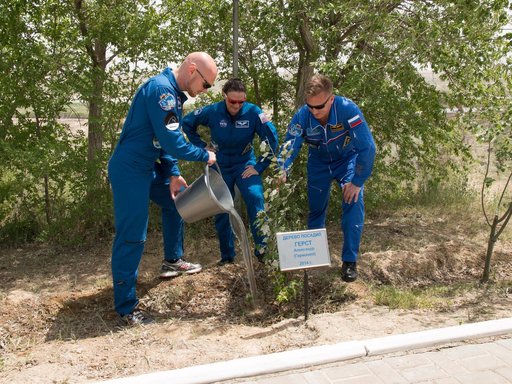 jsc2018e050833