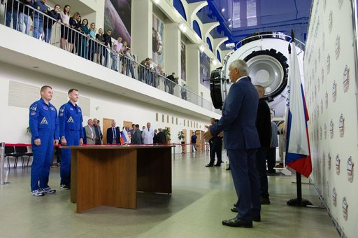 jsc2018e081043