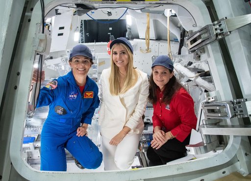 jsc2018e083425