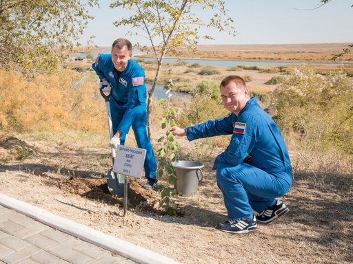 Expedition 57 Preflight
