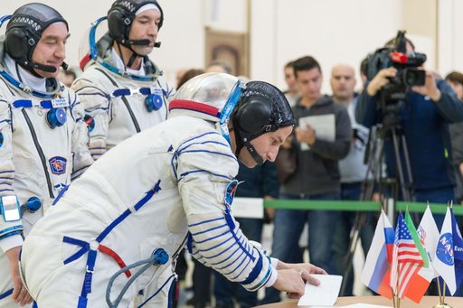 jsc2018e094958