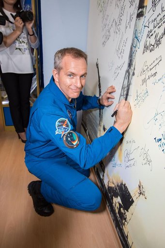 jsc2018e098092