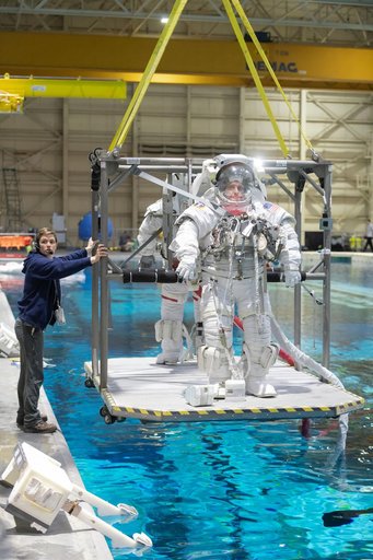 Commercial Crew Program Astronaut Training - Mike Fincke
