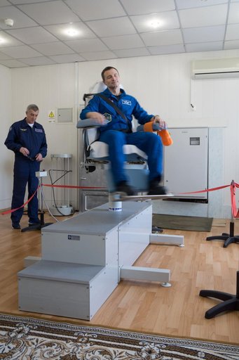 jsc2019e013053