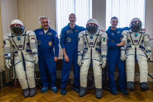 jsc2019e038383