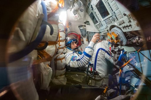 jsc2019e038384