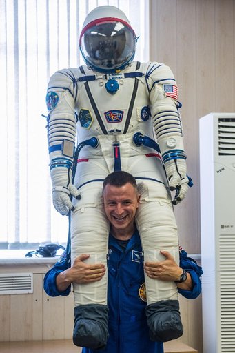 jsc2019e038389