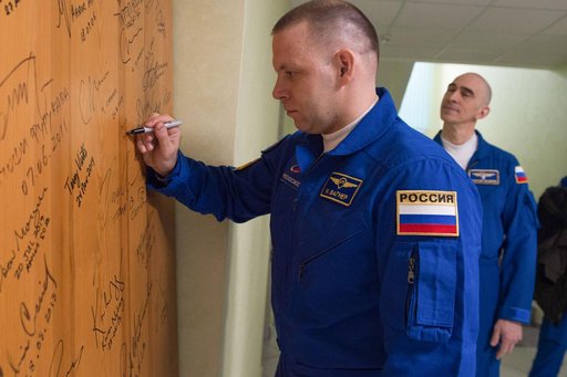 Expedition 63 Preflight