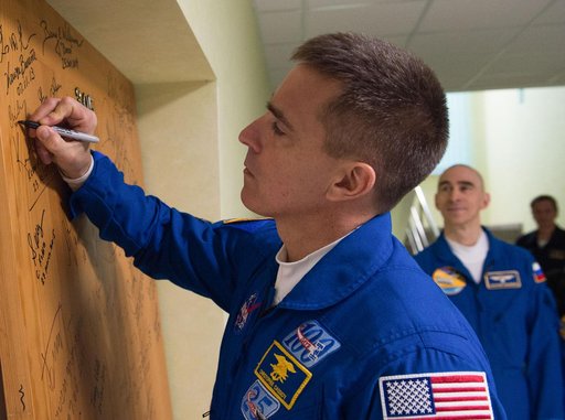 Expedition 63 Preflight