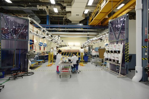 Orion EFT-1 heat shield manufacturing