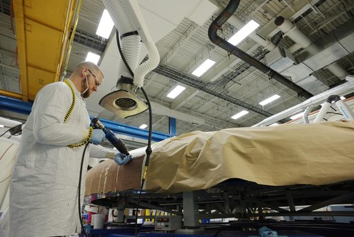 Orion EFT-1 heat shield manufacturing