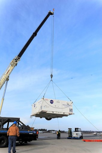 Orion Heat Shield Transported by Super Guppy to KSC