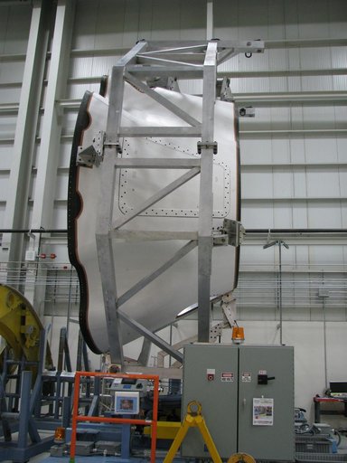 Delta IV Heavy Assembly
