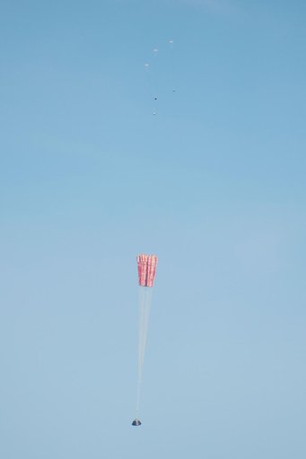 Orion returns to Earth after a succesfull flight