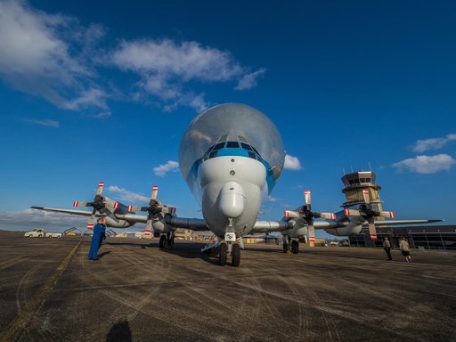 Super Guppy Arrives in New Orleans