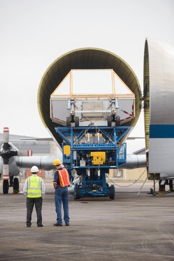 Orion EM-1 Vessel Ships to KSC