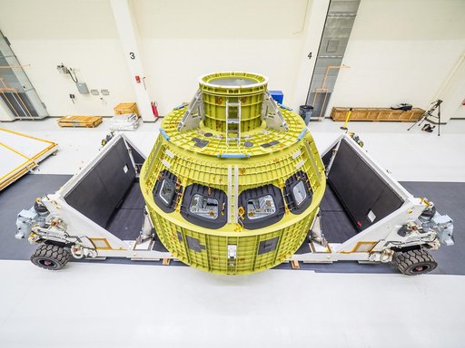 Orion arrives at Kennedy Space Center
