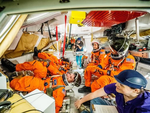 Orion docking hatch evaluation