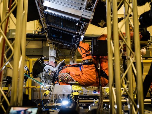 NASA Simulates Orion Spacecraft Launch Conditions for Crew