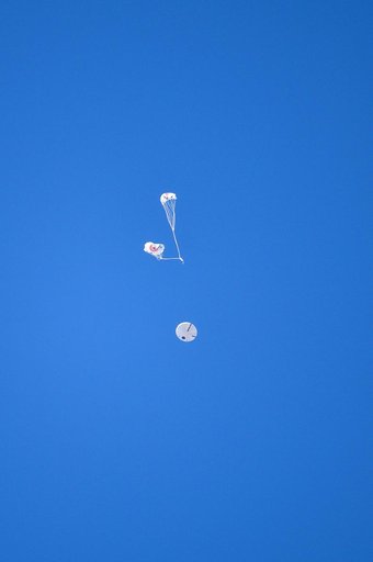 Orion's parachutes measure up in high pressure test